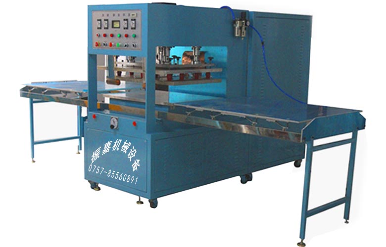 地毯壓花機(jī) 地毯壓花機(jī)